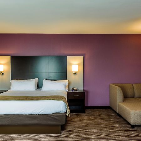 Holiday Inn Express & Suites Cheektowaga North East By Ihg Exteriér fotografie